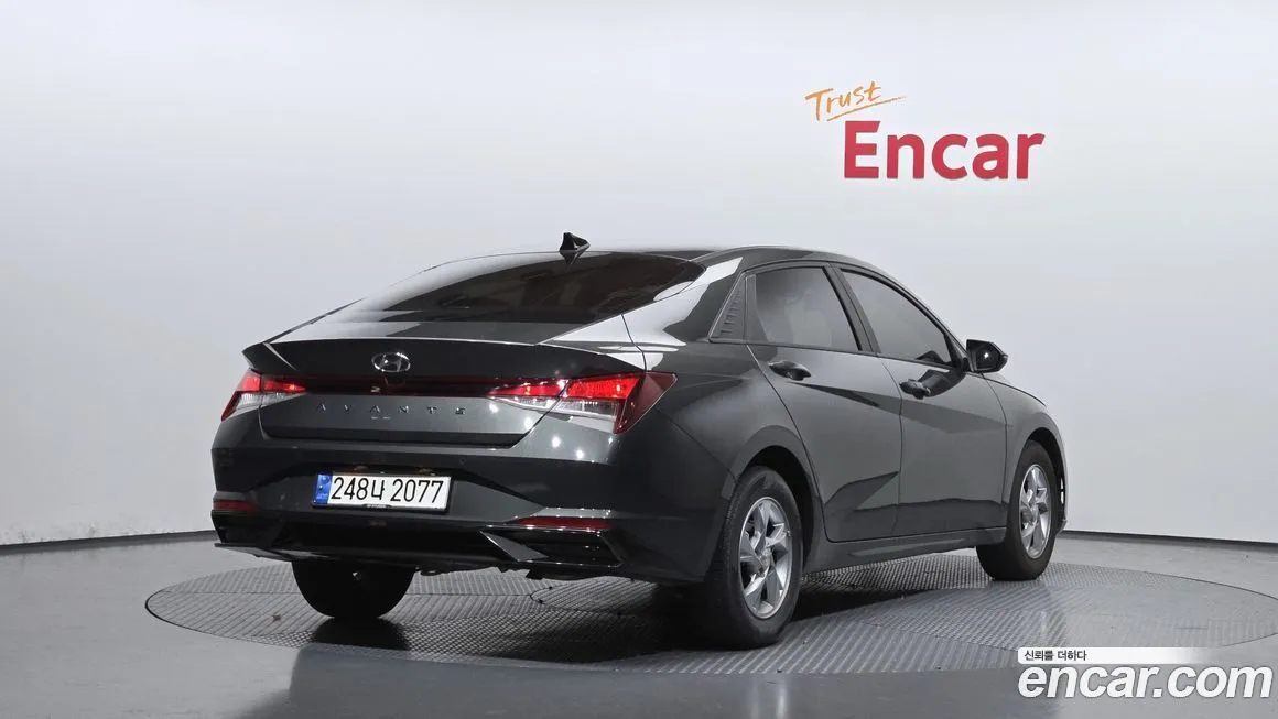 Hyundai AVANTE 2021 из KR, фото 2