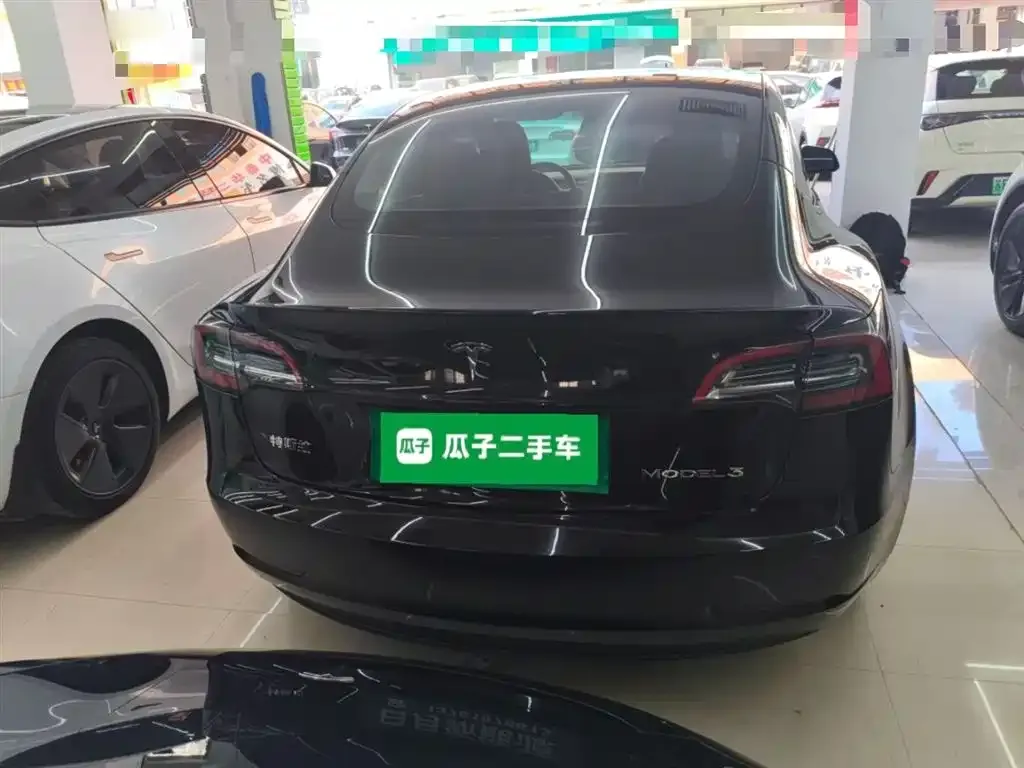 Tesla Model 3 — фото 6
