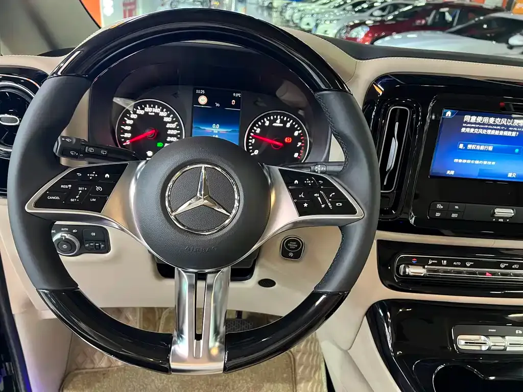 Mercedes-Benz Vito 2025 из CN, фото 5