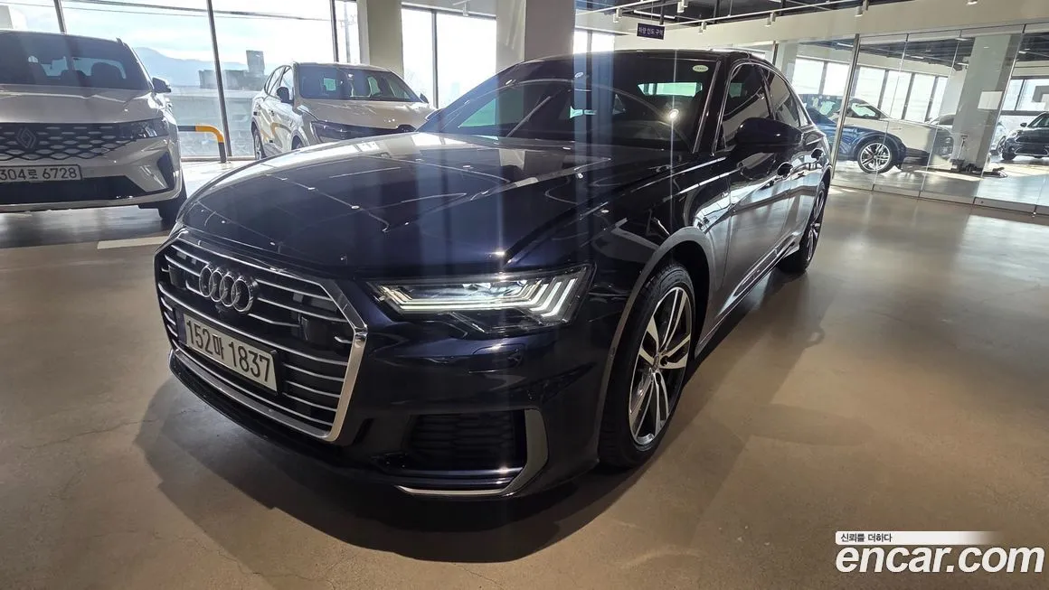 Audi A6 — фото 1