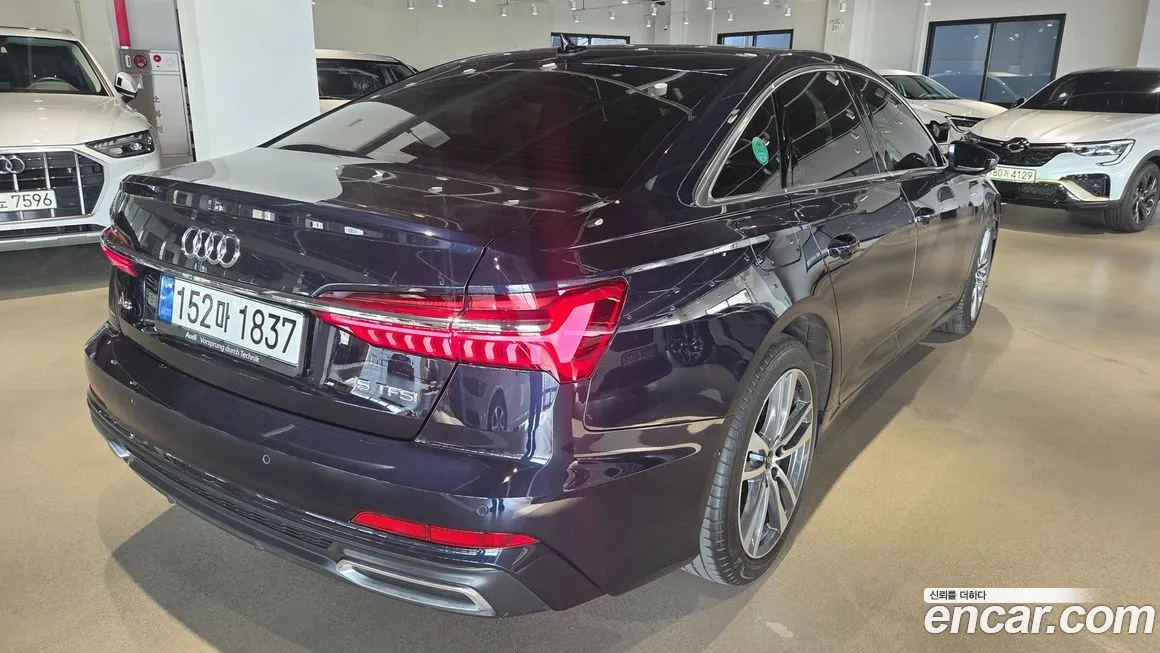 Audi A6 — фото 2
