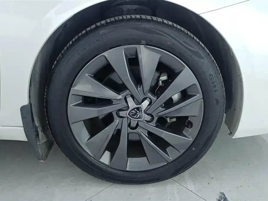 Peugeot 408 2023 из CN, фото 6