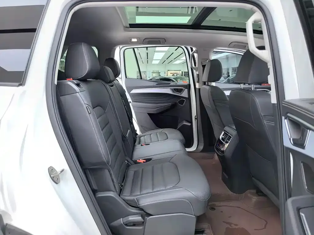 Volkswagen Talagon 2025 из CN, фото 10