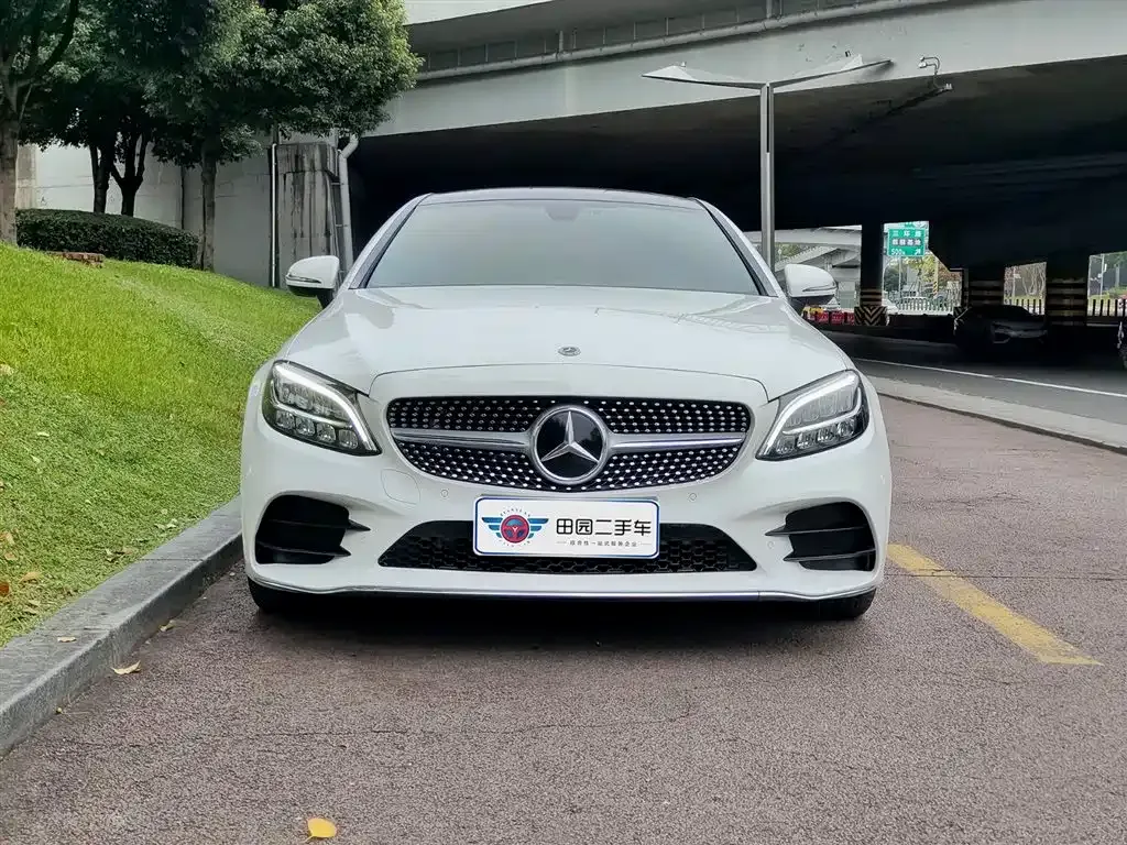Mercedes-Benz C-Class (Import) — фото 2