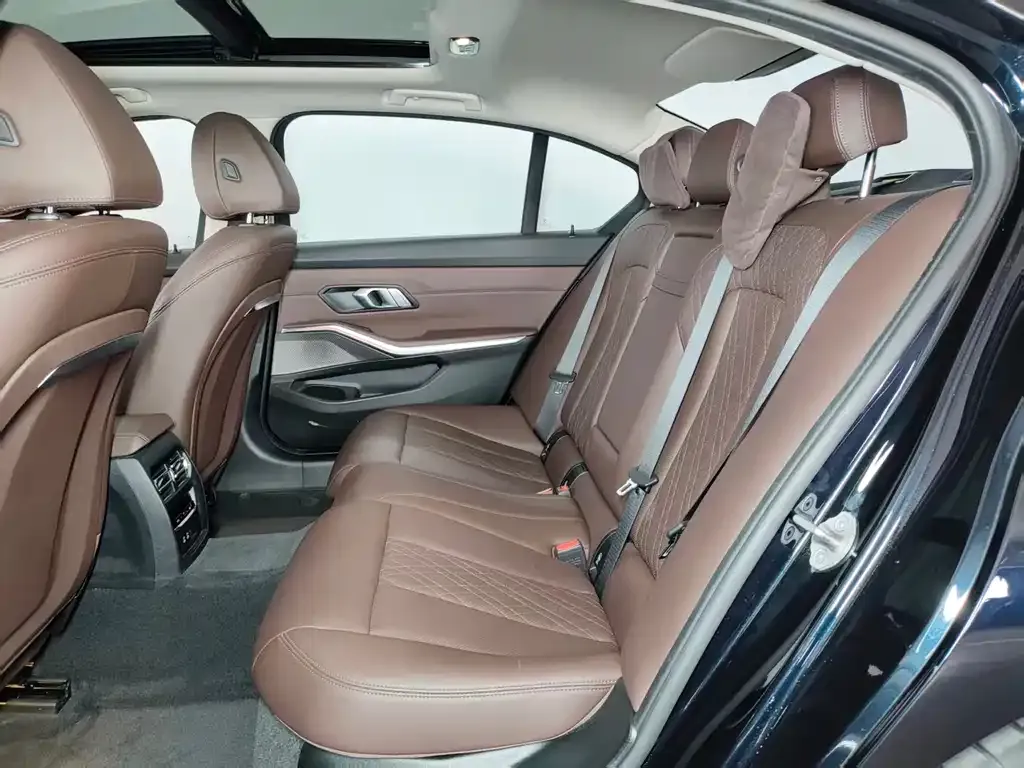 BMW 3 Series — фото 10