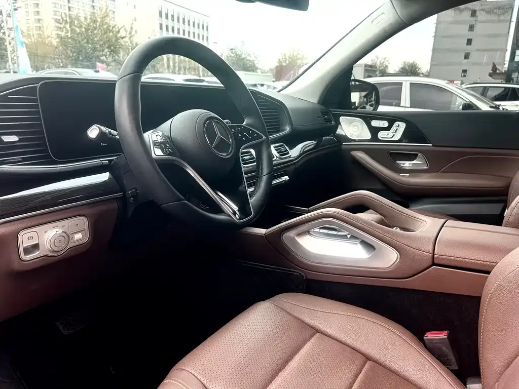 Mercedes-Benz GLE — фото 5