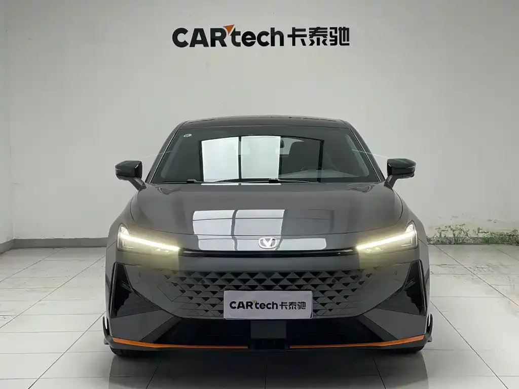 Changan UNI-V 2024 из CN, фото 2