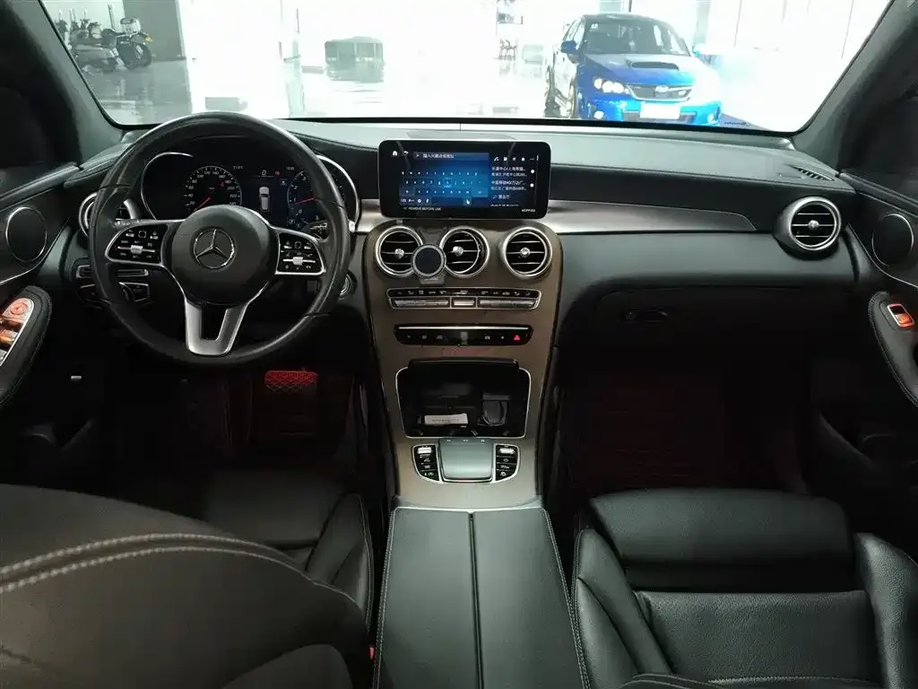 Mercedes-Benz GLC — фото 10