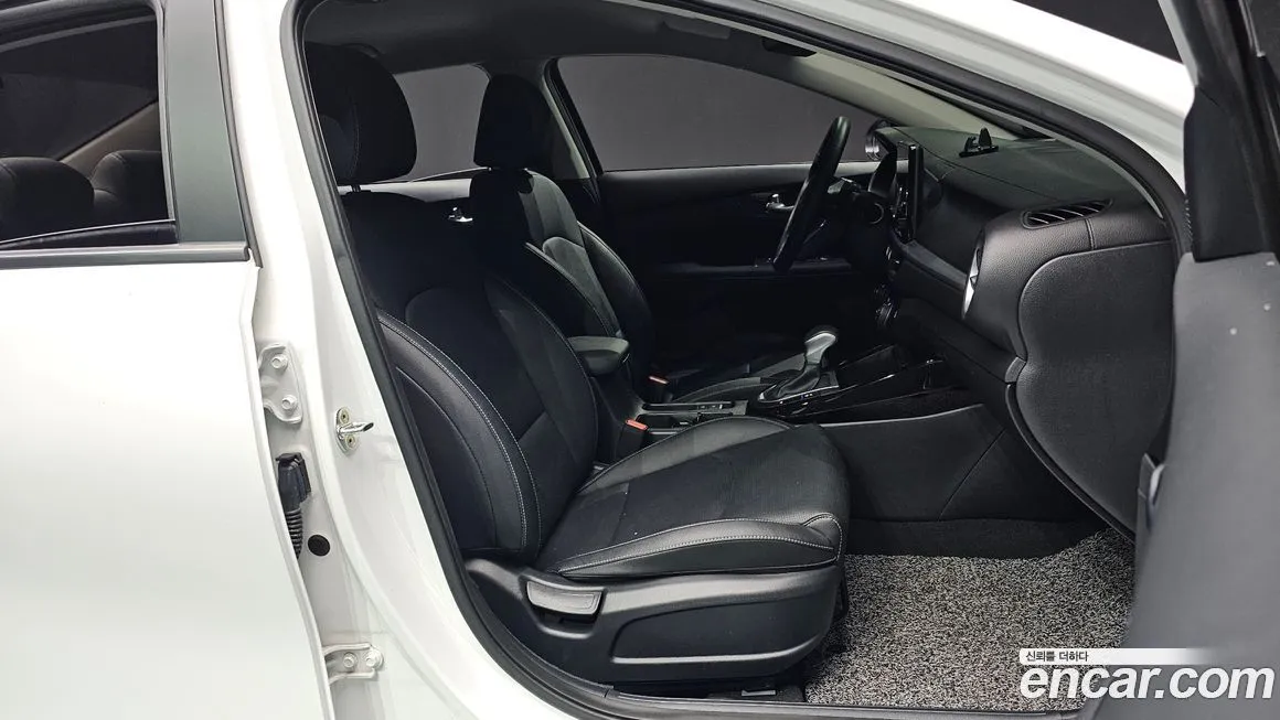Kia K3 2023 из KR, фото 10