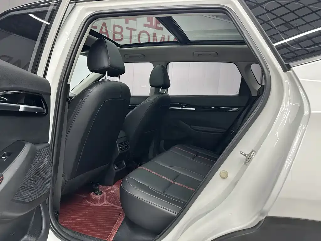 Kia KX3 2021 из CN, фото 5