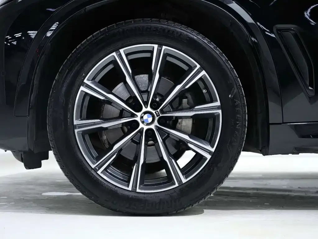 BMW X5 (Import) — фото 10