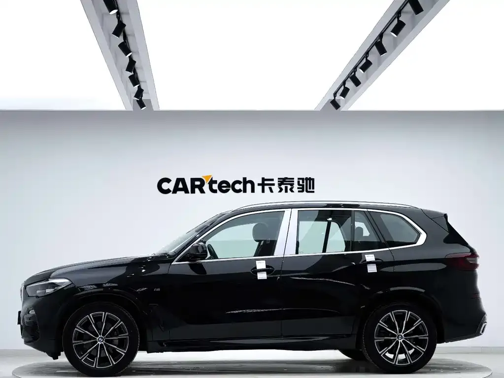 BMW X5 (Import) — фото 2
