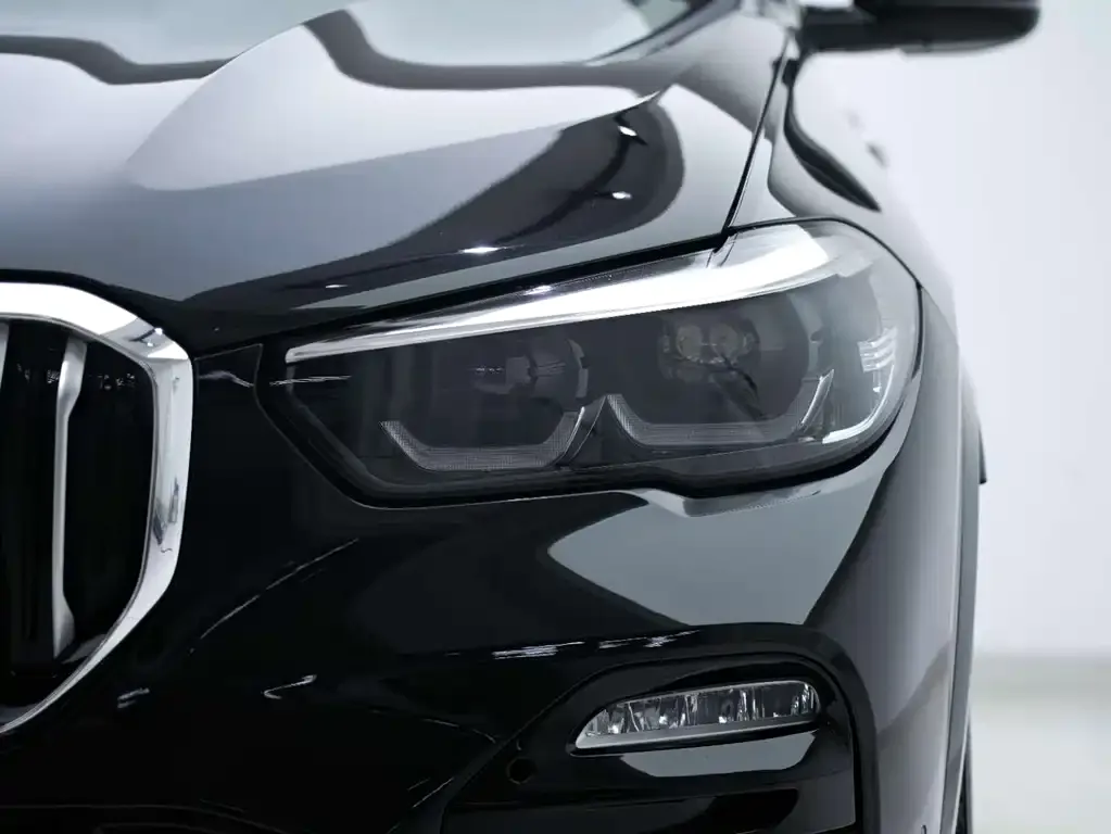 BMW X5 (Import) — фото 8