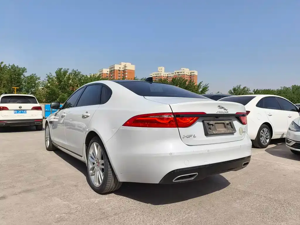 Jaguar XFL 2023 из CN, фото 4