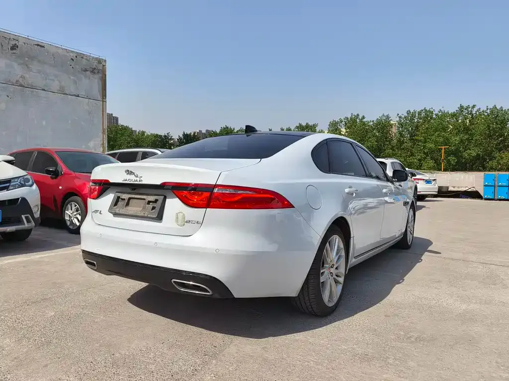Jaguar XFL 2023 из CN, фото 6