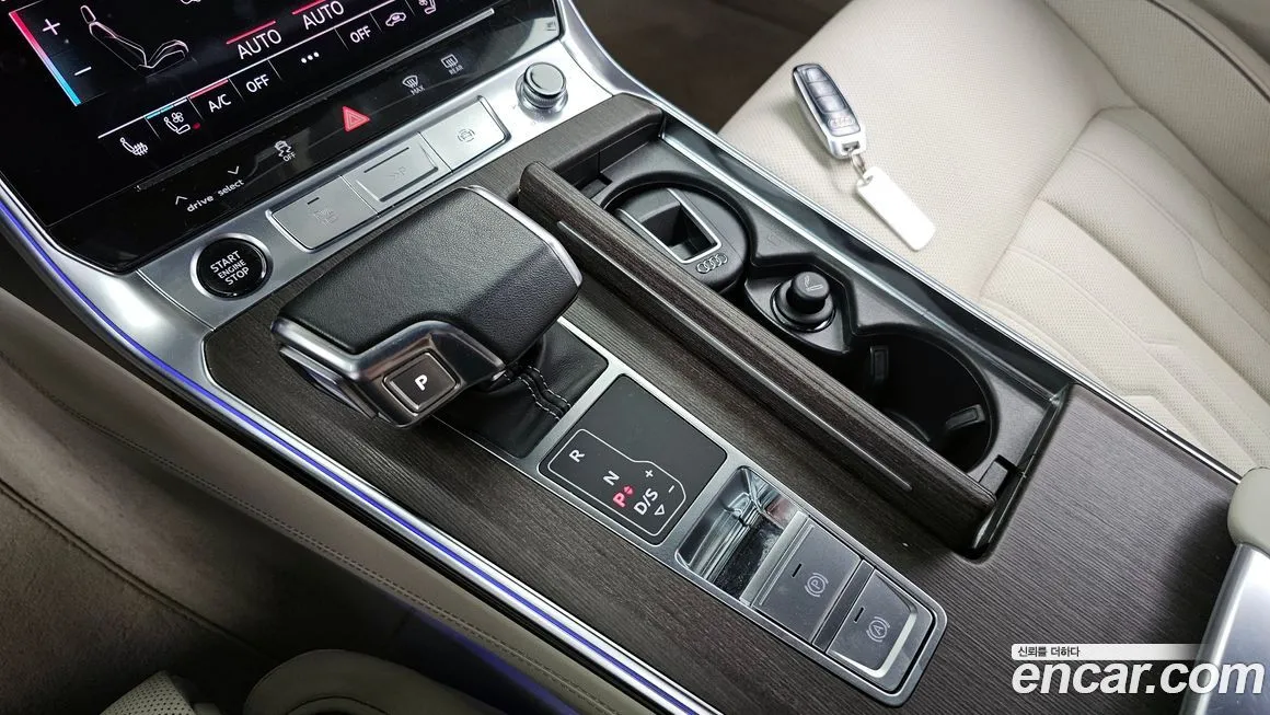 Audi A7 — фото 9
