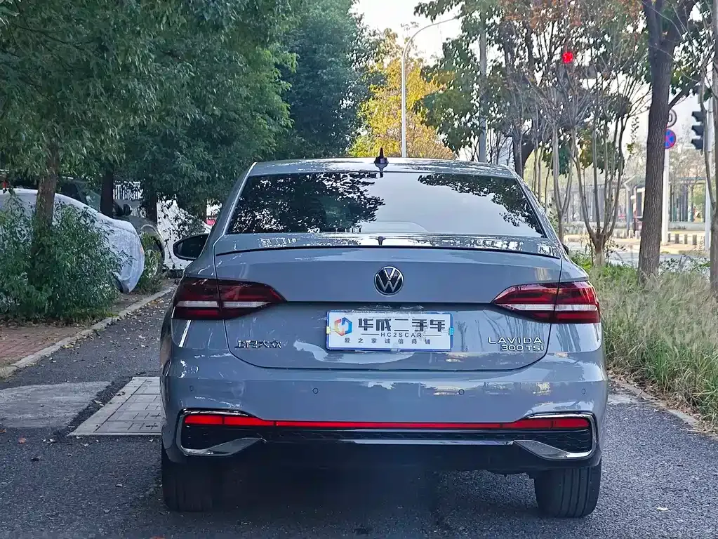 Volkswagen Lavida 2023 из CN, фото 4