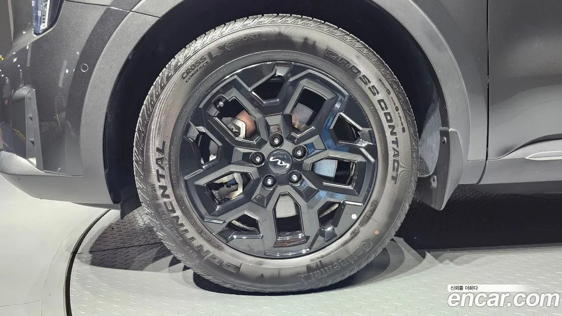 Kia Sorento — фото 5