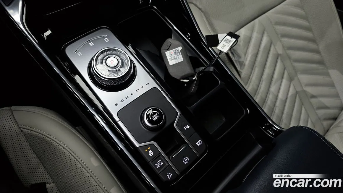 Kia Sorento — фото 9