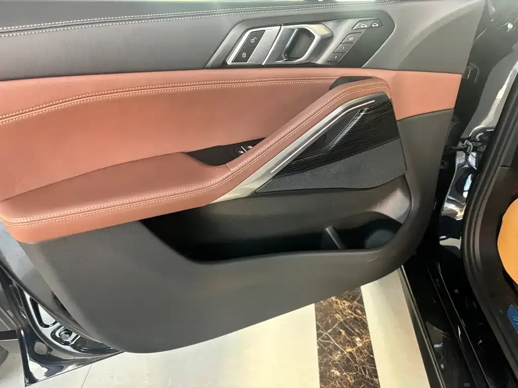 BMW X6 2025 из CN, фото 5