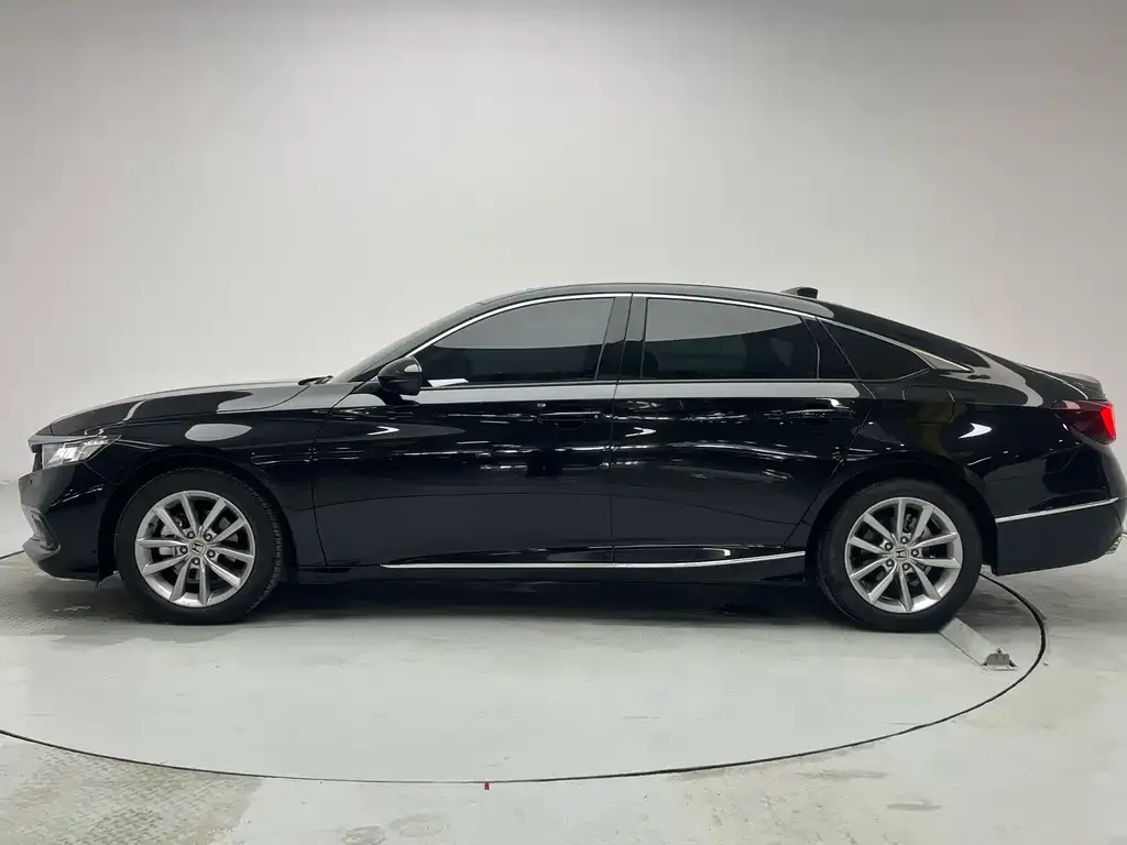 Honda Accord 2023 из CN, фото 4