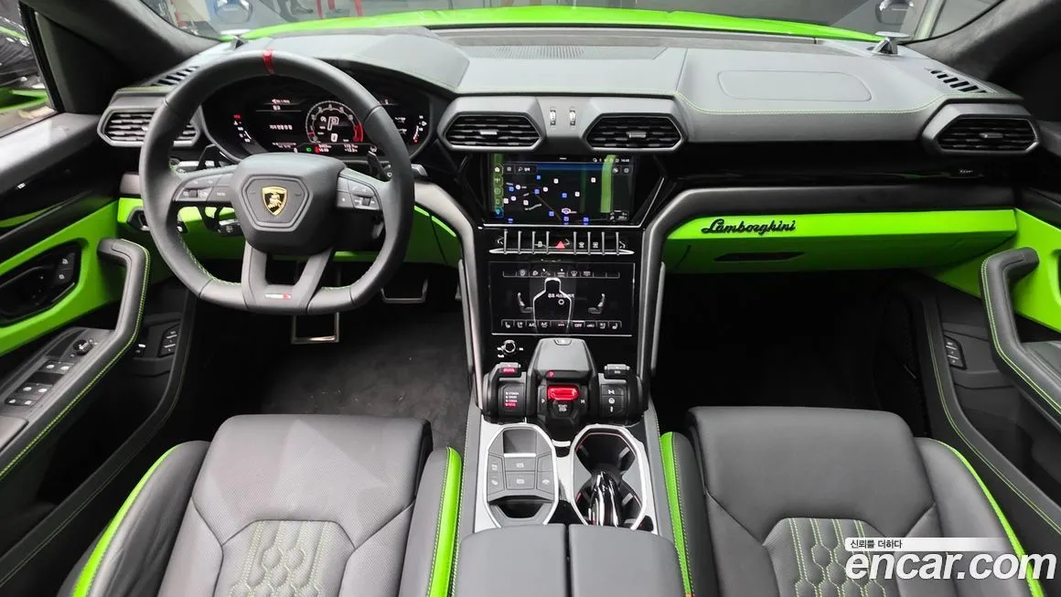 Lamborghini Urus 2024 из KR, фото 7