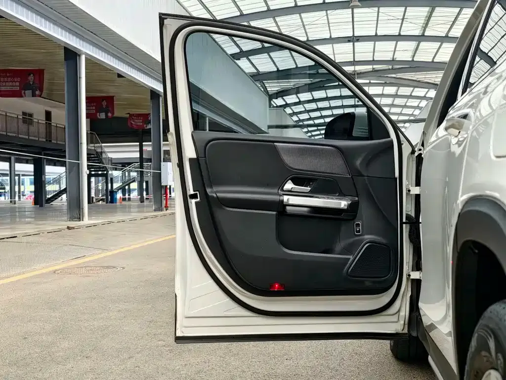 Mercedes-Benz GLB 2022 из CN, фото 4