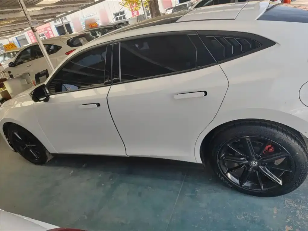 Changan UNI-V 2023 из CN, фото 5