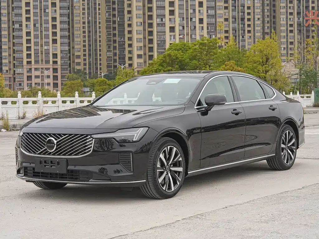 Volvo S90 2025 из CN, фото 1
