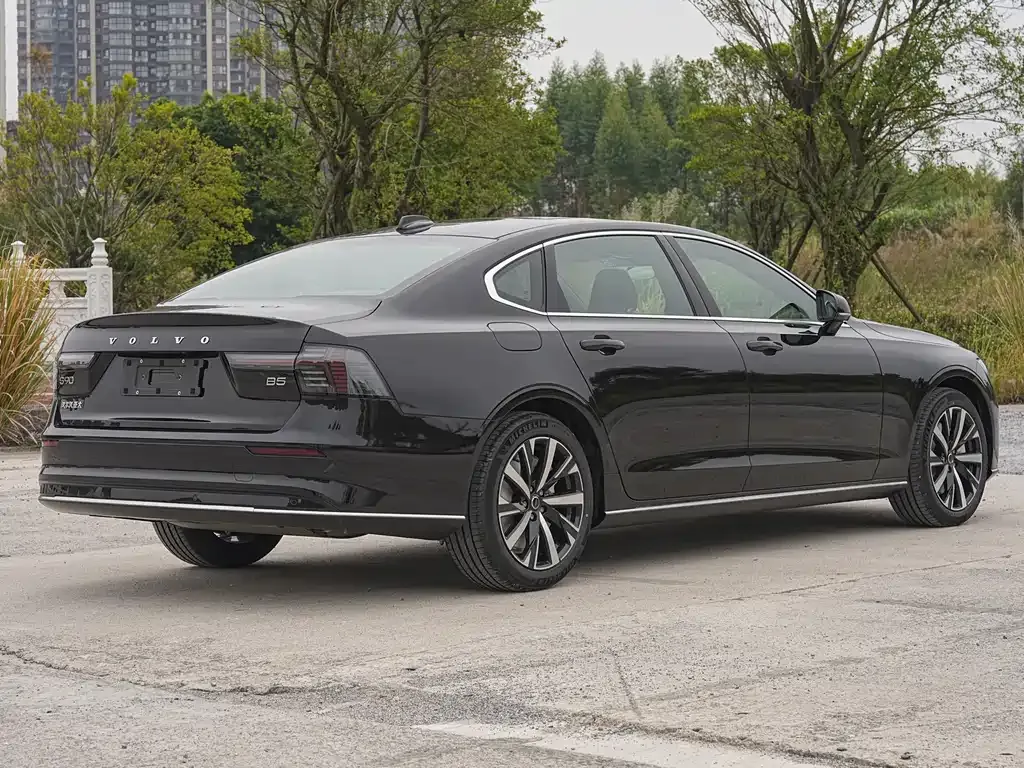 Volvo S90 2025 из CN, фото 4