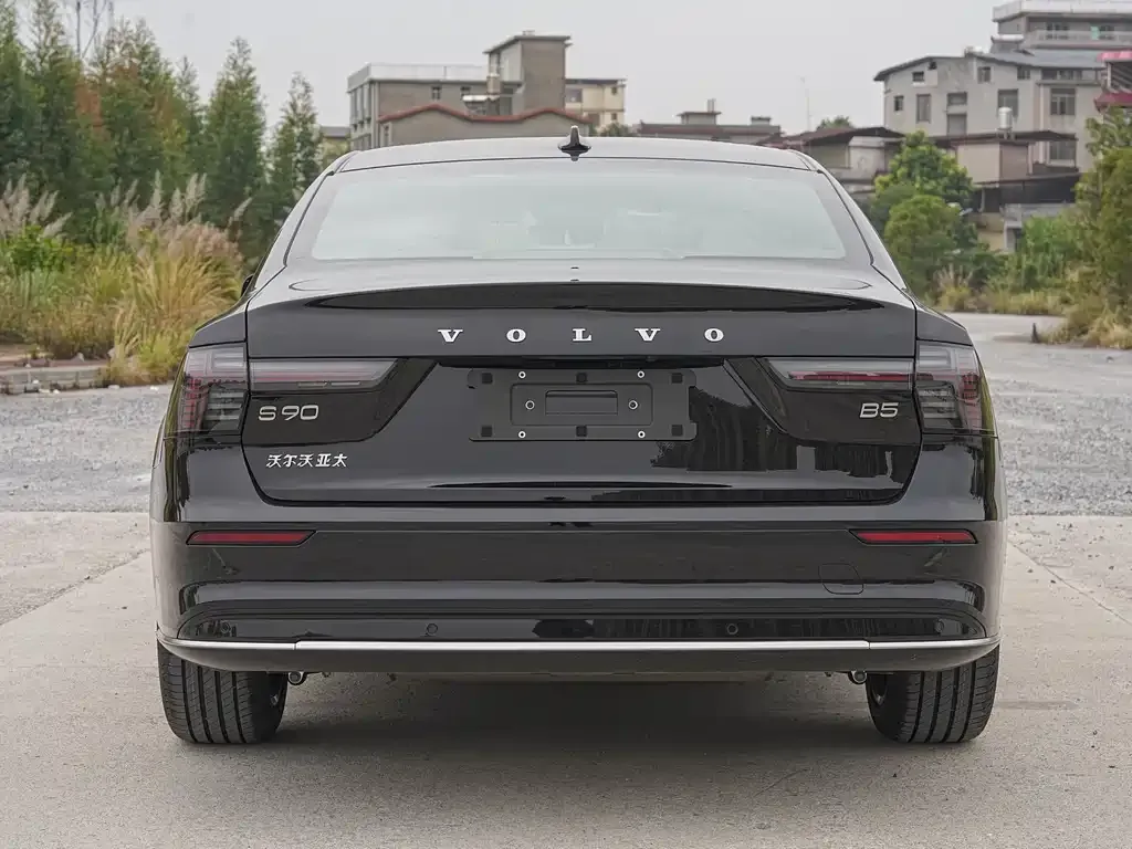 Volvo S90 2025 из CN, фото 8
