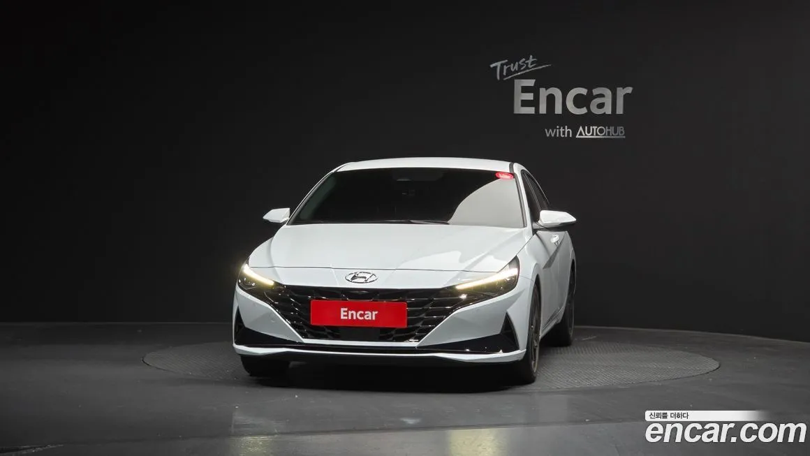 Hyundai AVANTE — фото 3