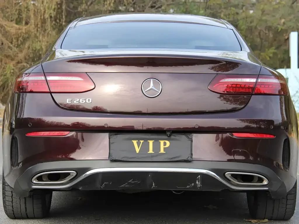 Mercedes-Benz E-Class (Import) — фото 5