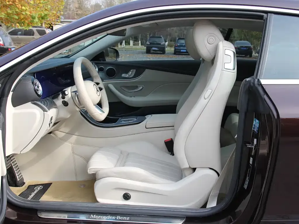 Mercedes-Benz E-Class (Import) — фото 9