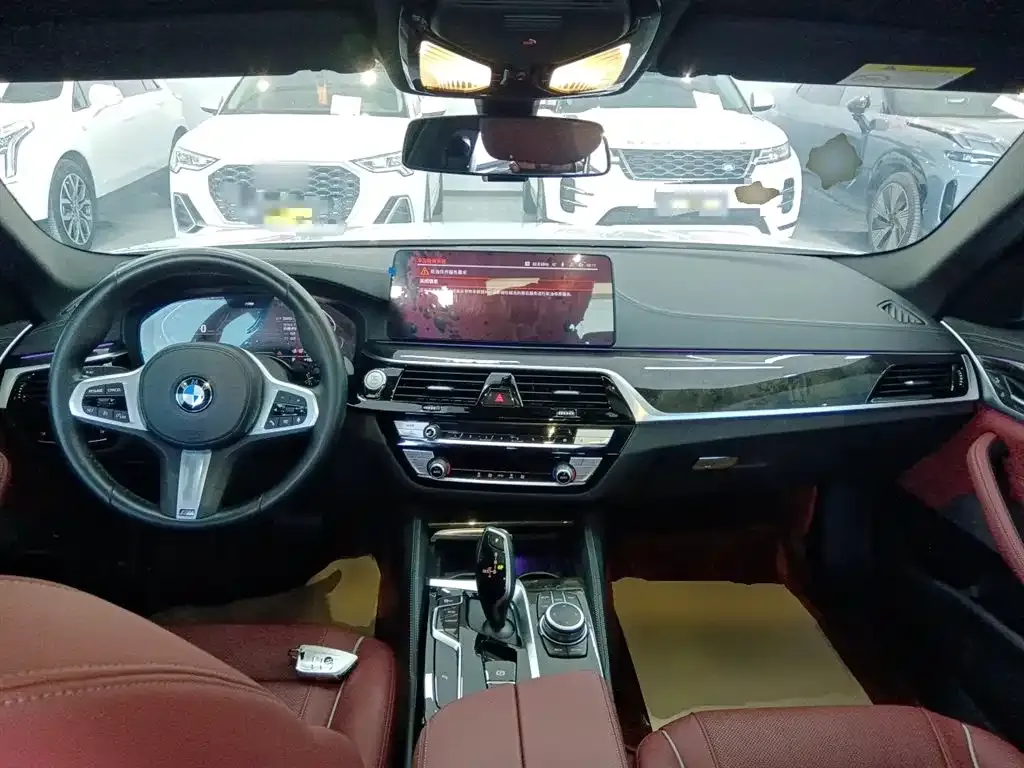 BMW 5 Series — фото 10