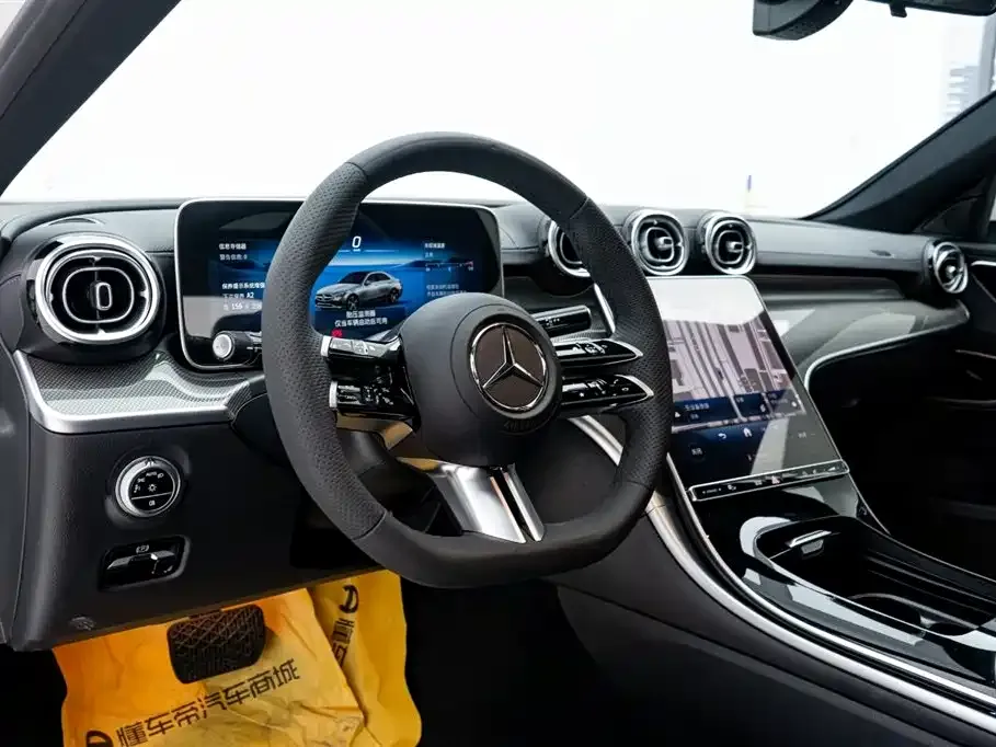 Mercedes-Benz C-Class — фото 10