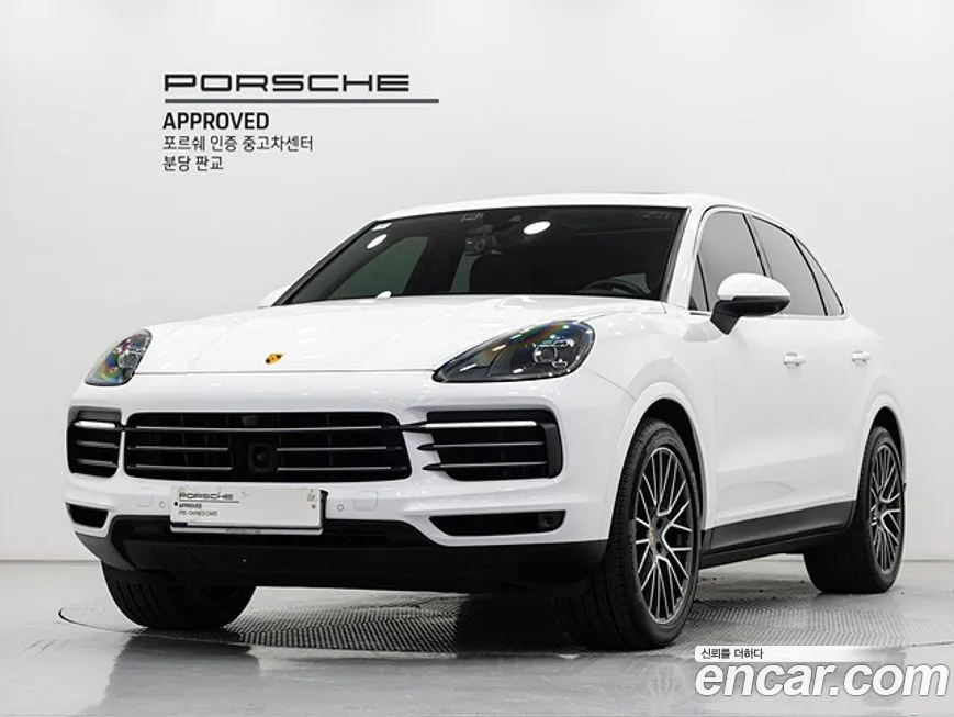 Porsche Cayenne — фото 1