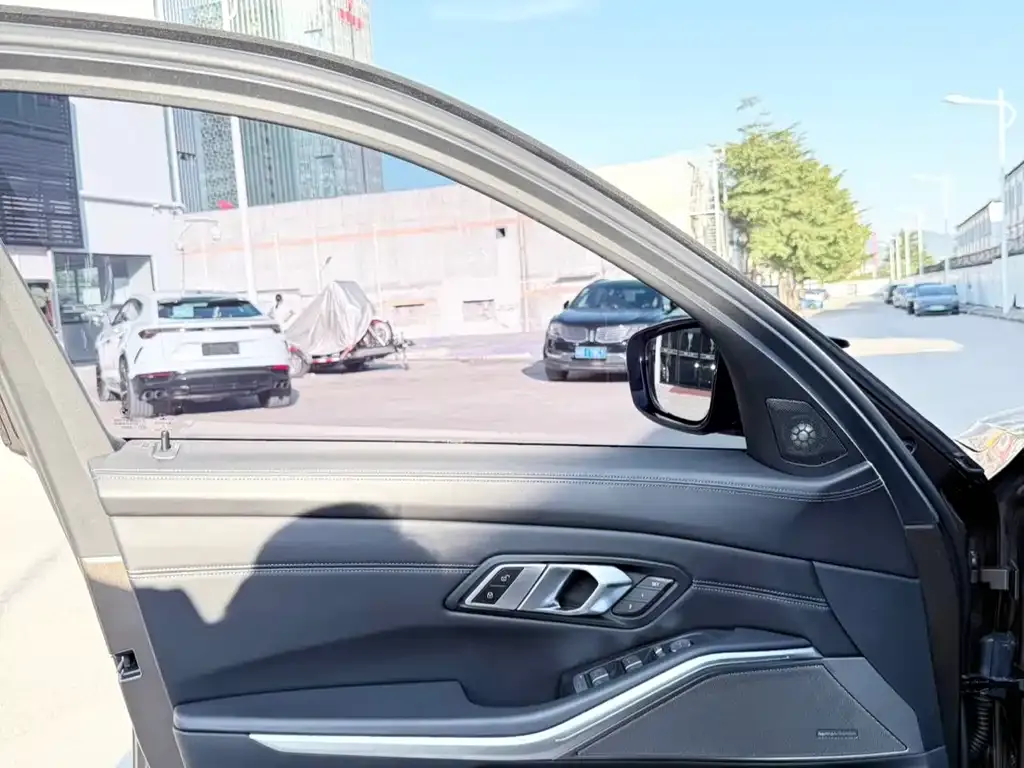BMW M3 2022 из CN, фото 7