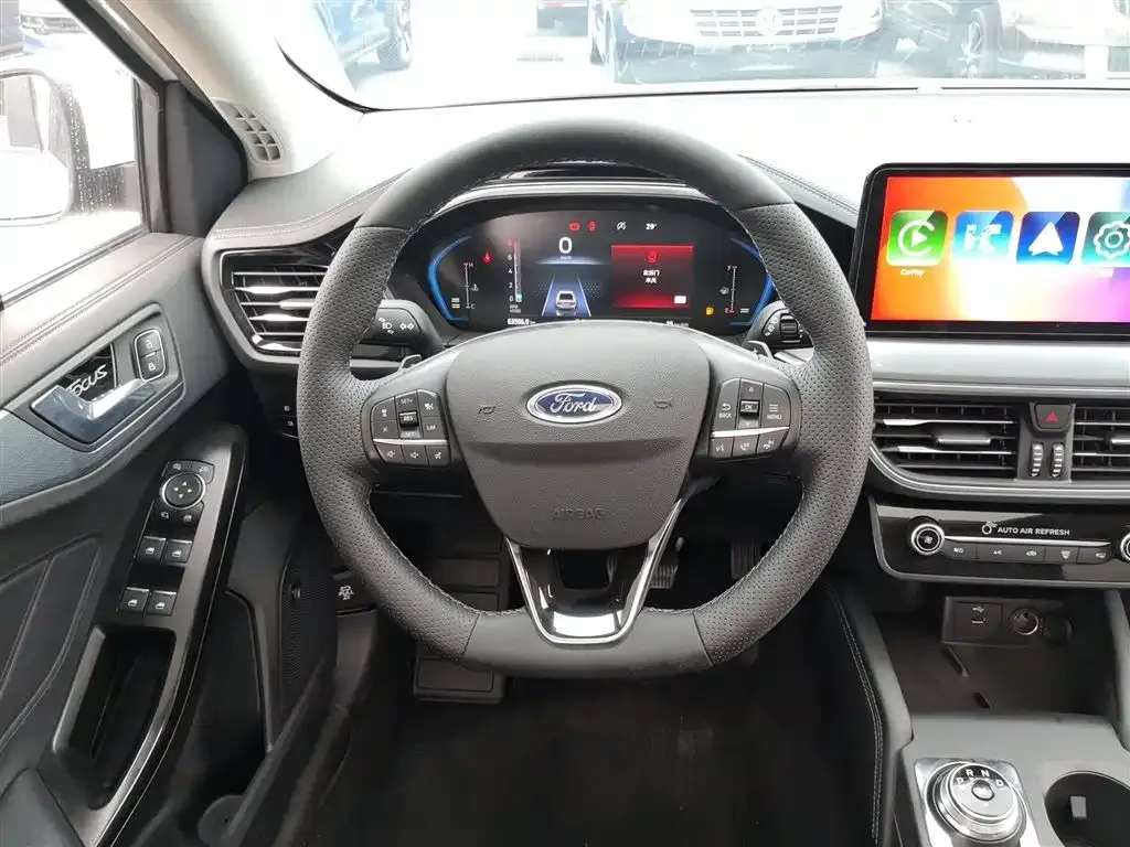 Ford Focus Active 2022 из CN, фото 3