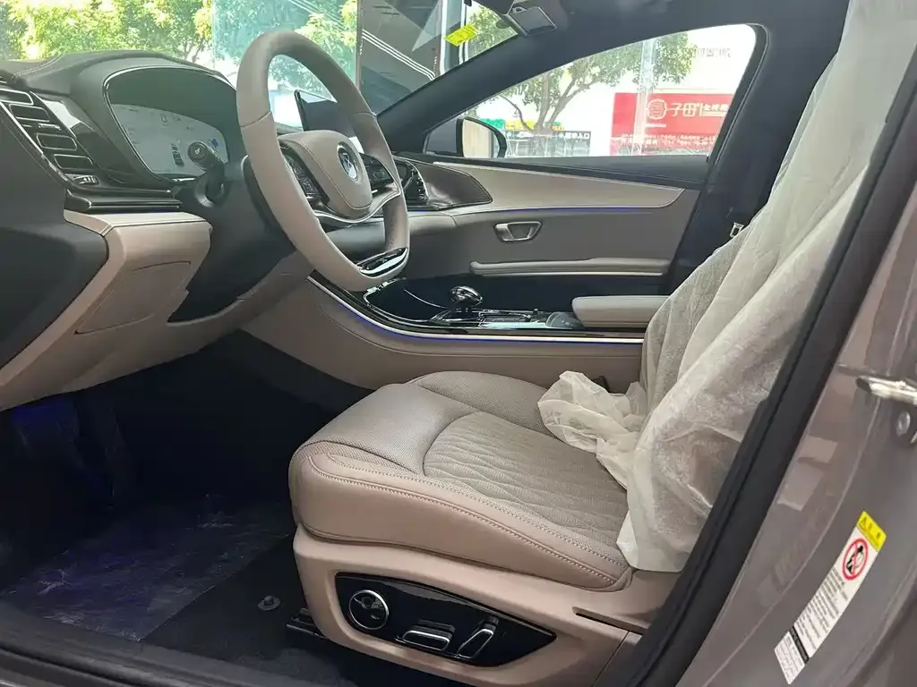 BYD Han 2025 из CN, фото 3