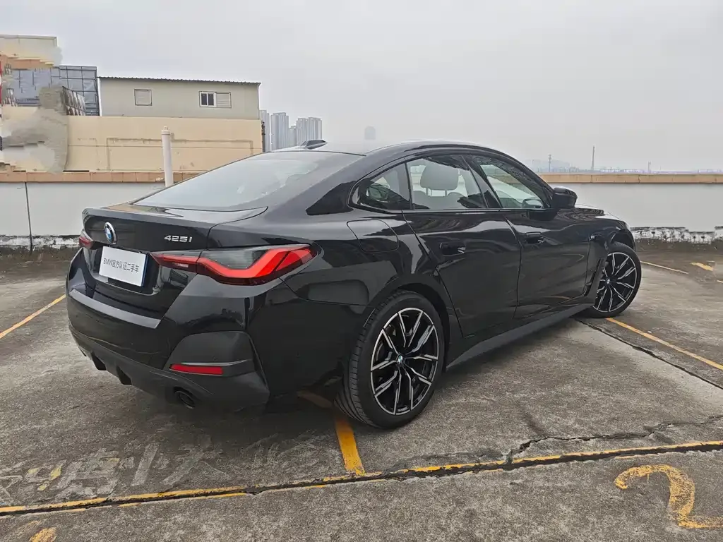 BMW 4 Series 2023 из CN, фото 4