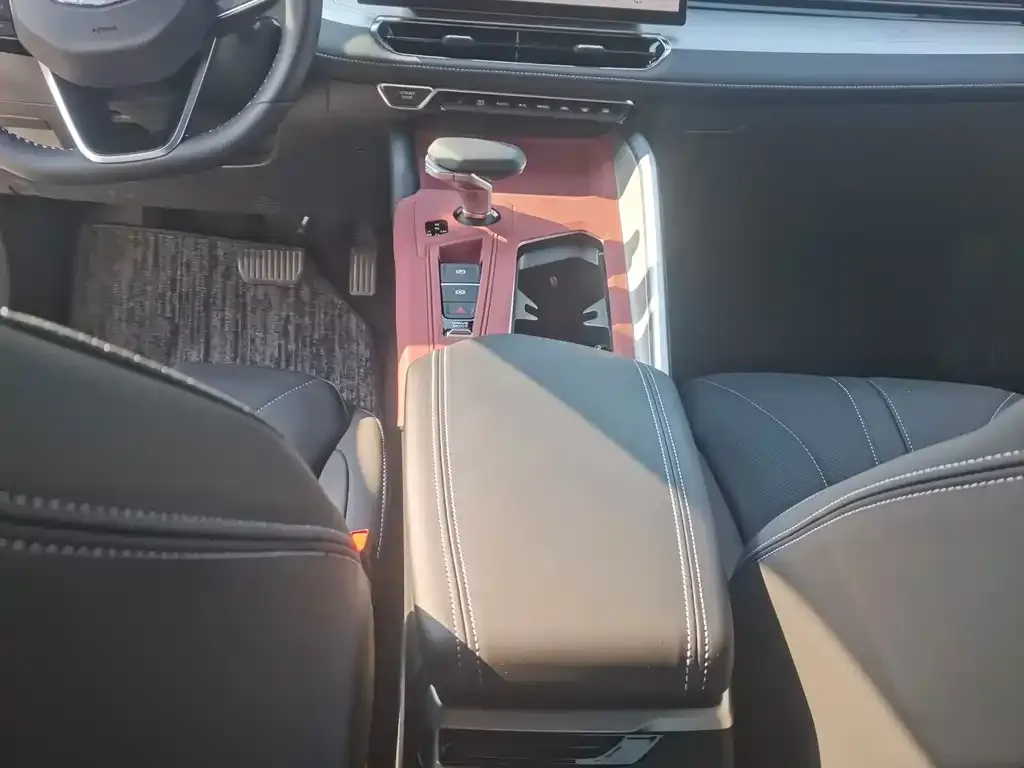 Geely Xingrui 2025 из CN, фото 10
