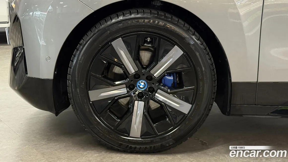 BMW iX 2025 из KR, фото 5