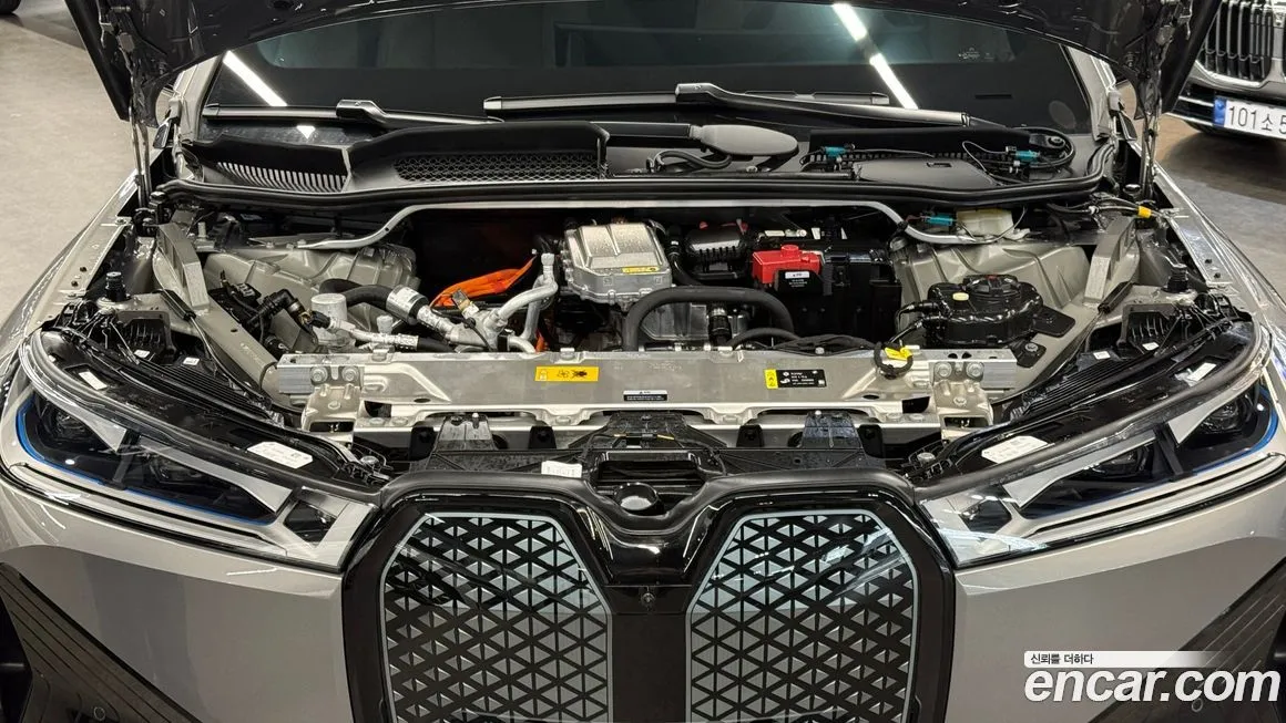 BMW iX 2025 из KR, фото 6