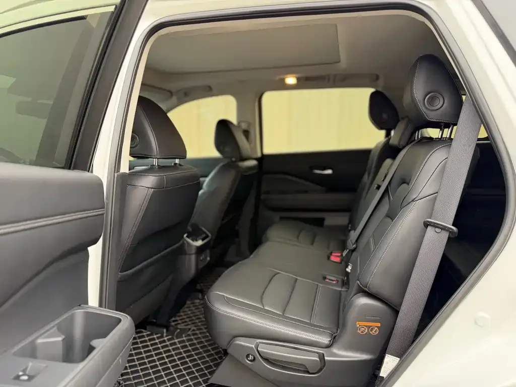 Nissan Teramont 2024 из CN, фото 5