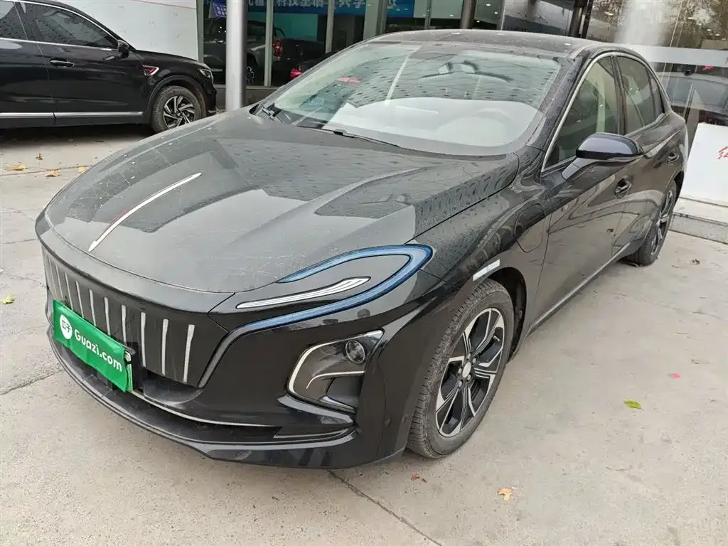 Hongqi E-QM5 — фото 2