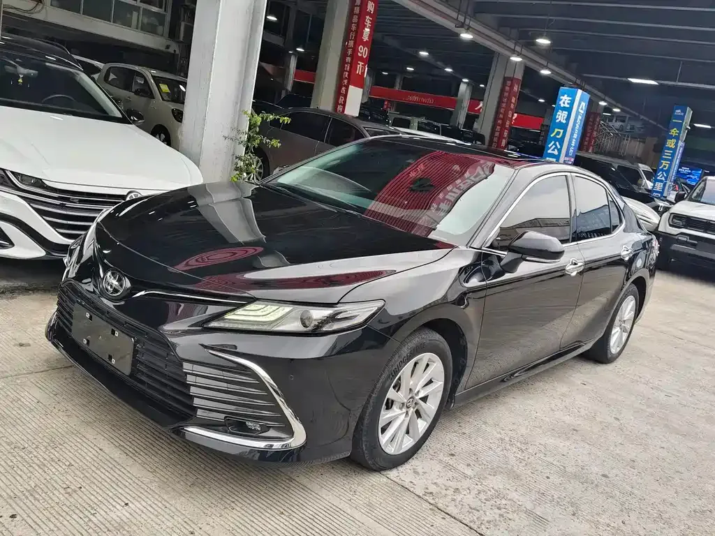 Toyota Camry 2022 из CN, фото 1