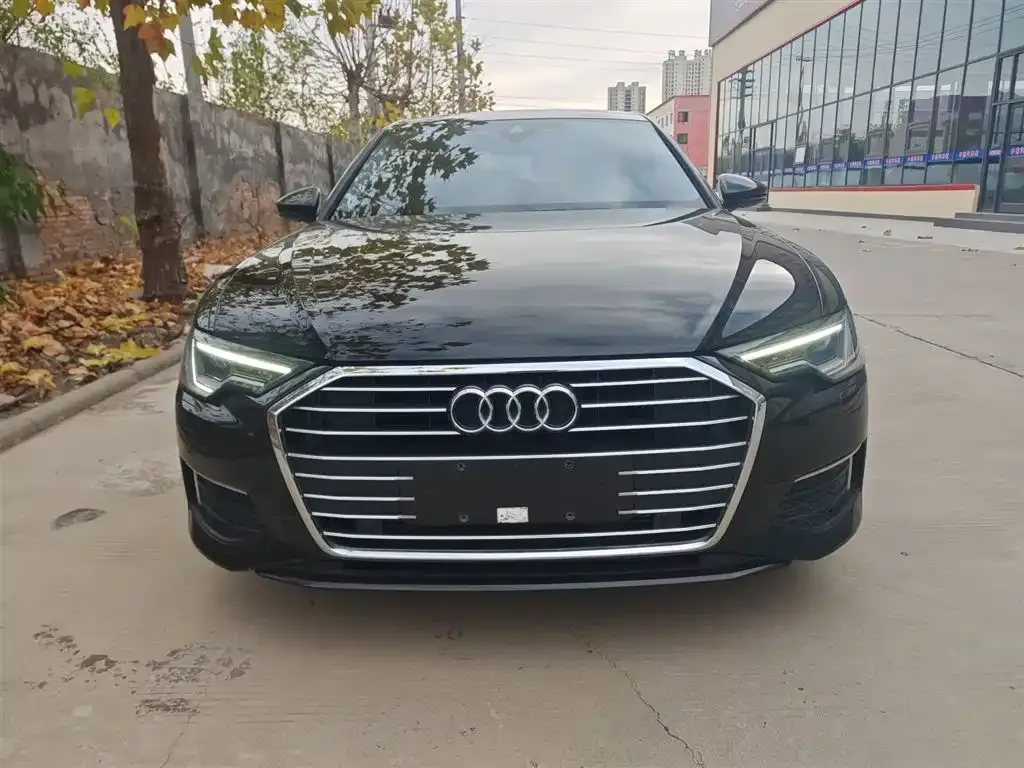 Audi A6L — фото 2