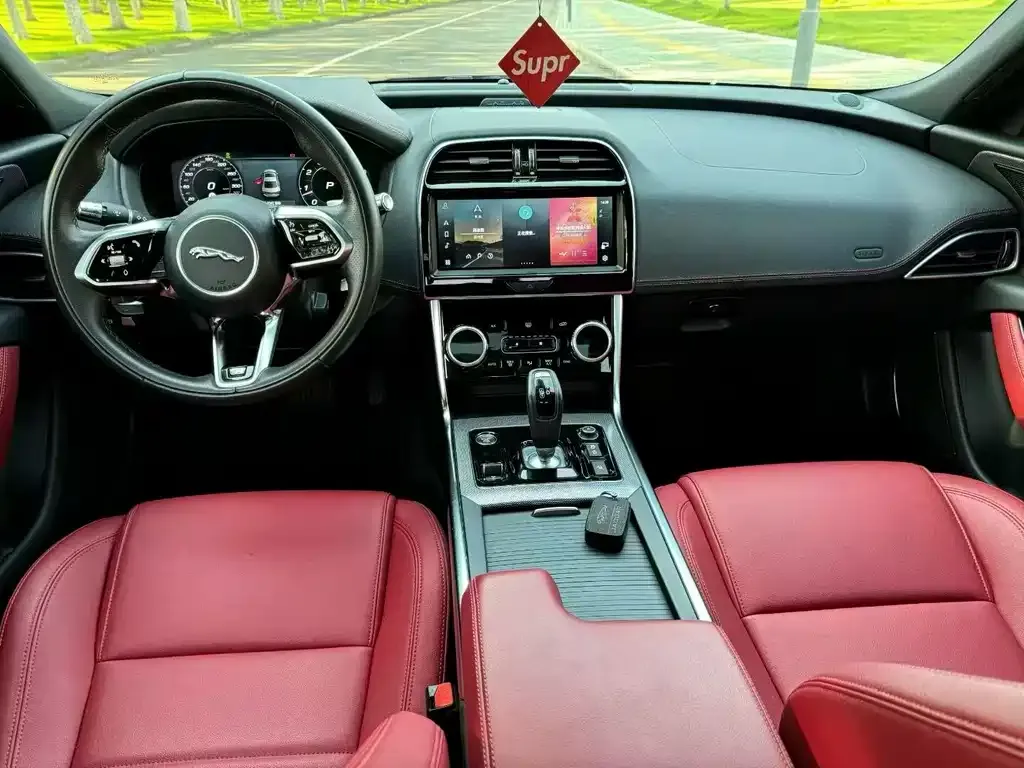 Jaguar XEL 2022 из CN, фото 5