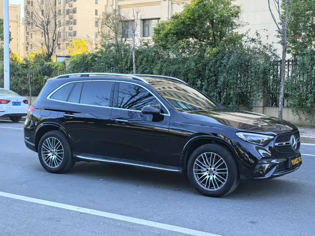 Mercedes-Benz GLC 2024 из CN, фото 2